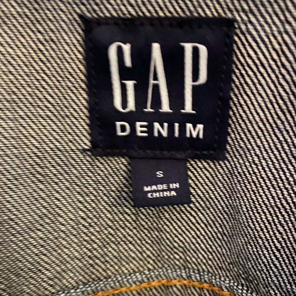 Gap Jean Jacket - image 4